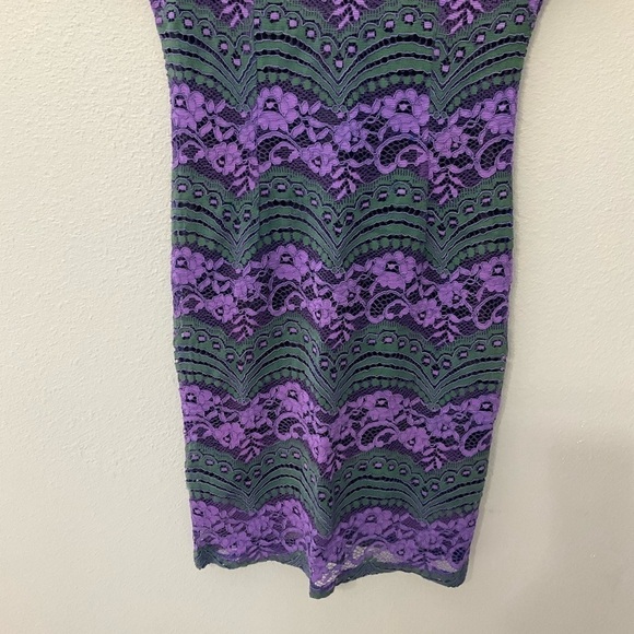 Romeo & Juliet Couture Purple Green Lace Cocktail Dress size Medium D - Picture 4 of 12